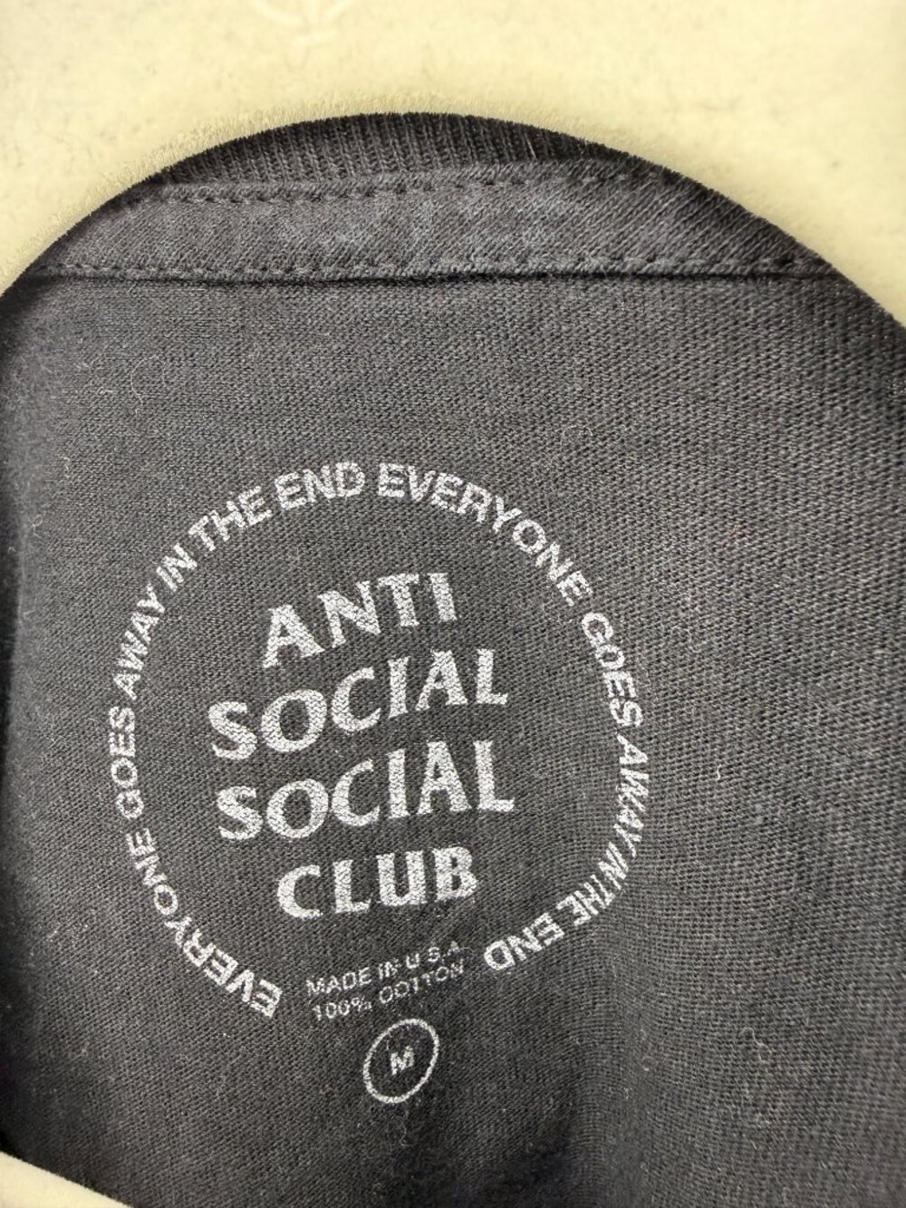 RARE & AUTHENTIC ANTI SOCIAL SOCIAL CLUB Tonkotsu Black T-Shirt - Picture 2 of 3
